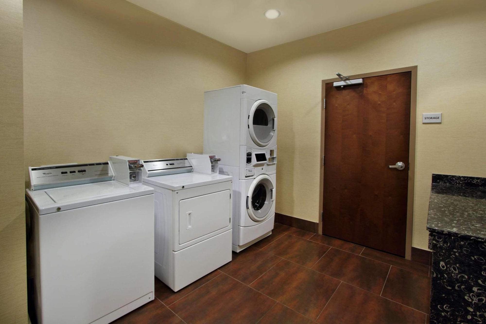 Hampton Inn Beeville Eksteriør billede