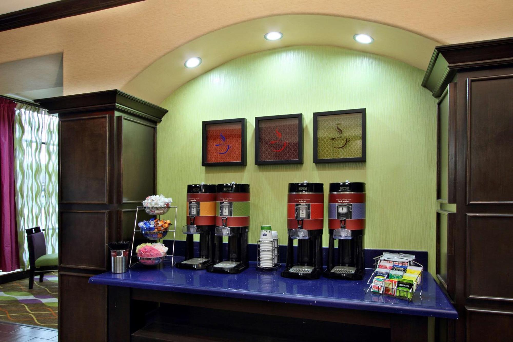 Hampton Inn Beeville Eksteriør billede